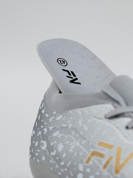 Изображение товара Бутсы футбольные FN Vector MG / FN5031002-100 (р.42, серебристый)