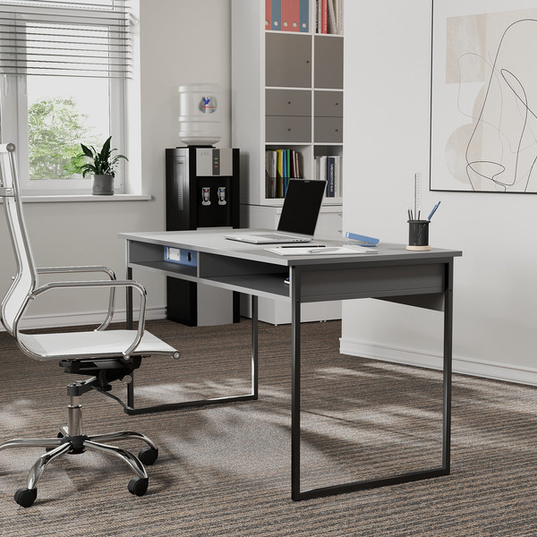 Изображение товара Письменный стол Soma СПМ-4 Metal 135x66 (серый/черный)