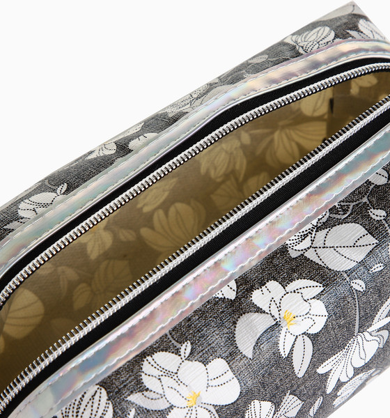 Изображение товара Косметичка Sima-Land На молнии / 10188262 (черный)