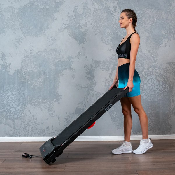 Изображение товара Электрическая беговая дорожка Carbon Fitness T170