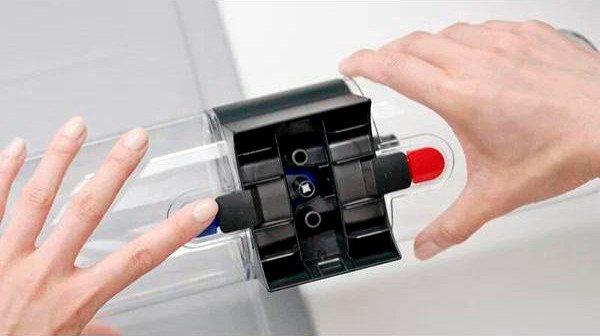 Изображение товара Вертикальный пылесос Dyson Wash G1 (черный/синий)