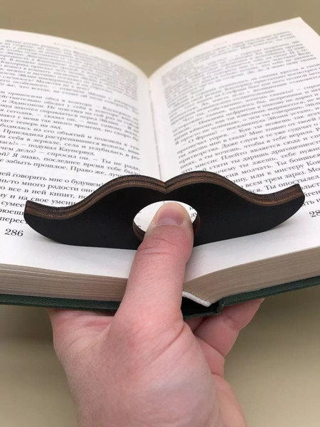 Изображение товара Держатель для страниц ОМурМебель Литературный комфорт Джентльмен (черный)