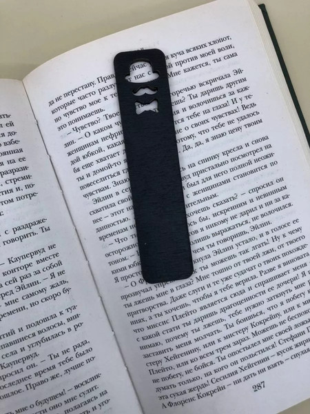 Изображение товара Держатель для страниц ОМурМебель Литературный комфорт Джентльмен (черный)