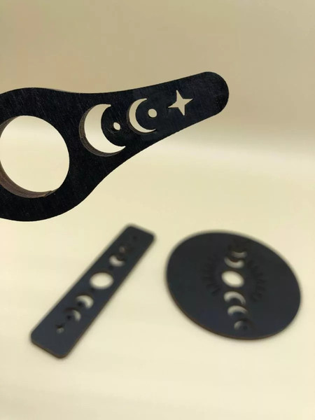 Изображение товара Держатель для страниц ОМурМебель Литературный комфорт Луна (черный)