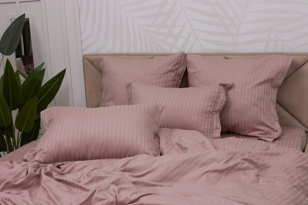 Изображение товара Комплект постельного белья Sofi de Marko Моне 1.6 / 1.6-СС-М-08 (чайная роза)