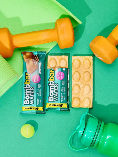 Изображение товара Набор протеиновых батончиков Bombbar Тирамису с шоколадно-ореховой пастой (20x32г)