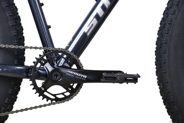 Изображение товара Велосипед STARK Fat 26.3 2025 (S/16, темно-серый/серебристый металлик, разобранный, в коробке)