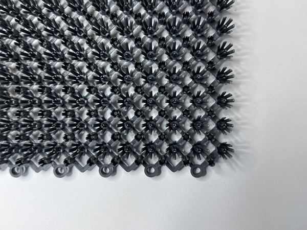 Изображение товара Коврик грязезащитный Пластизделие Из полиэтиленового модуля 40x56 (графит)