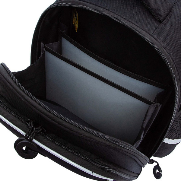 Изображение товара Школьный рюкзак Grizzly RAz-587-15 (черный/белый)