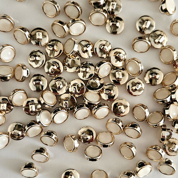 Изображение товара Набор пуговиц Sentex PN-0928 8 (100шт, белый/золотой)