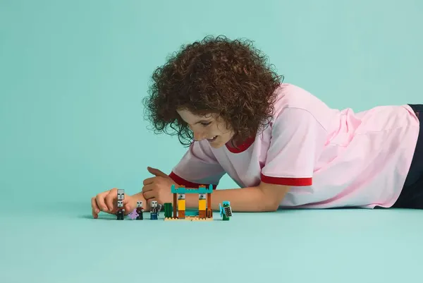 Изображение товара Конструктор Lego Minecraft Сельский патруль в пустыне 21267