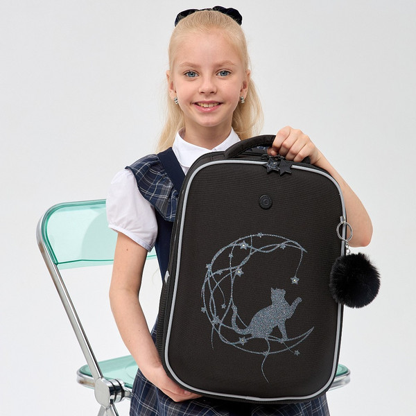 Изображение товара Школьный рюкзак Grizzly RAw-594-6 (черный/разноцветный)