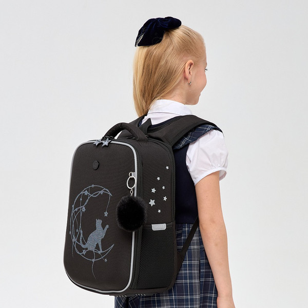 Изображение товара Школьный рюкзак Grizzly RAw-594-6 (черный/разноцветный)