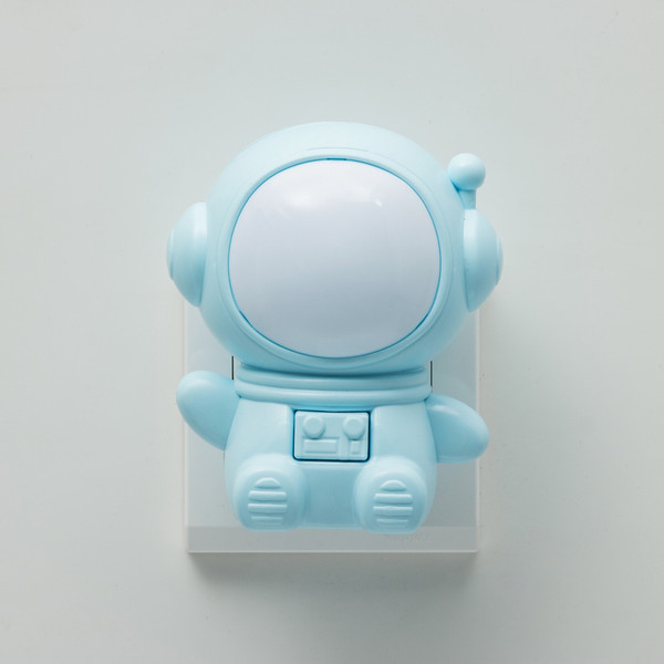 Изображение товара Ночник Risalux Приветливый космонавт 10771727 (голубой)