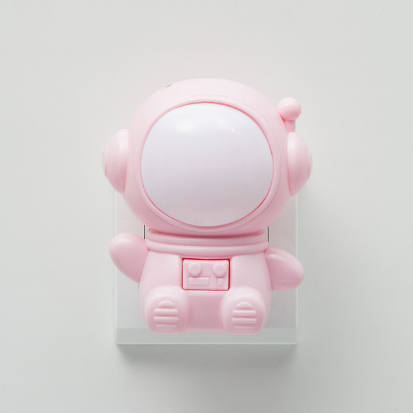 Изображение товара Ночник Risalux Приветливый космонавт 10771728 (розовый)