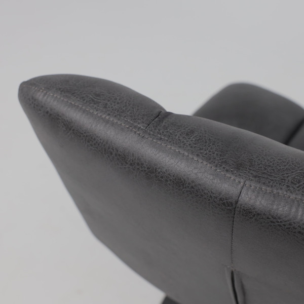 Изображение товара Кресло мягкое AksHome Grande поворотное (экокожа/винтажный черный Watusi 16/черный)