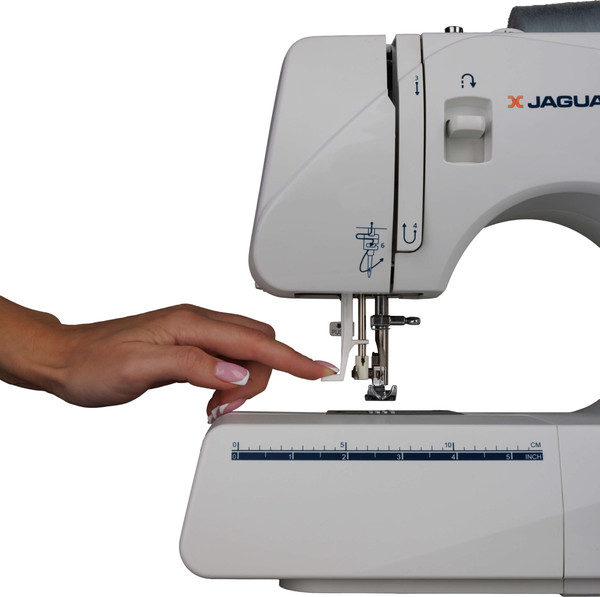 Изображение товара Швейная машина Jaguar FS 4400
