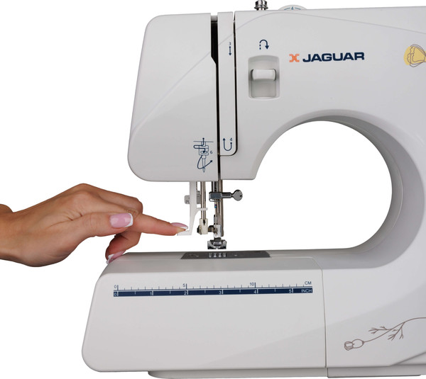 Изображение товара Швейная машина Jaguar FS 8400