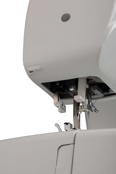 Изображение товара Швейная машина Jaguar FS 8400