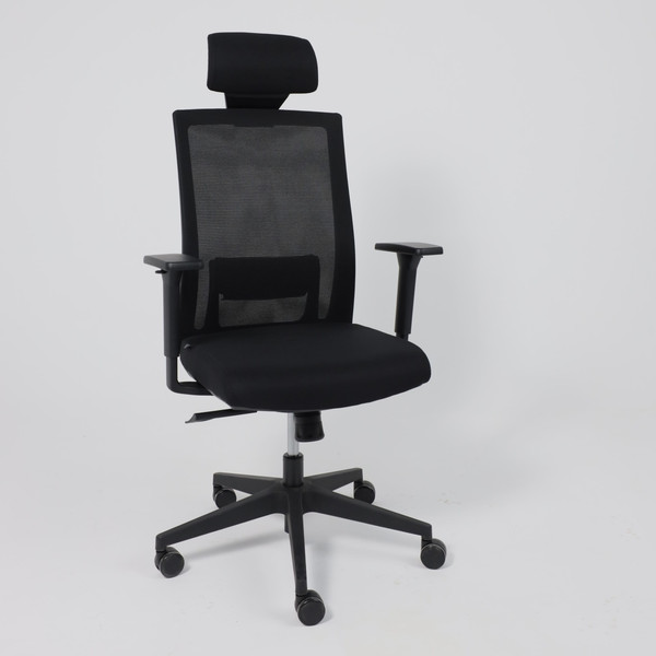 Изображение товара Кресло офисное AksHome Arcus (черная сетка/ткань/черный полиамид)