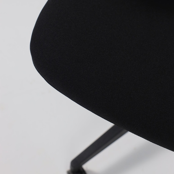 Изображение товара Кресло офисное AksHome Vortex (черная ткань/черный полиамид)