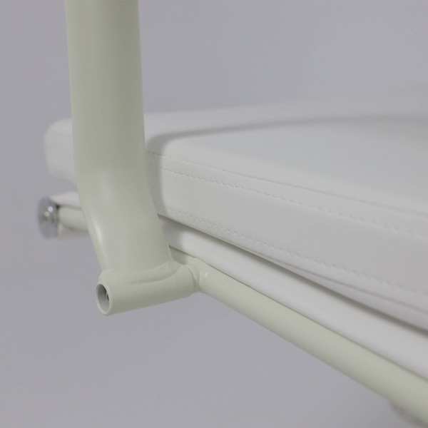 Изображение товара Кресло офисное AksHome Indigo (белый/слоновая кость)