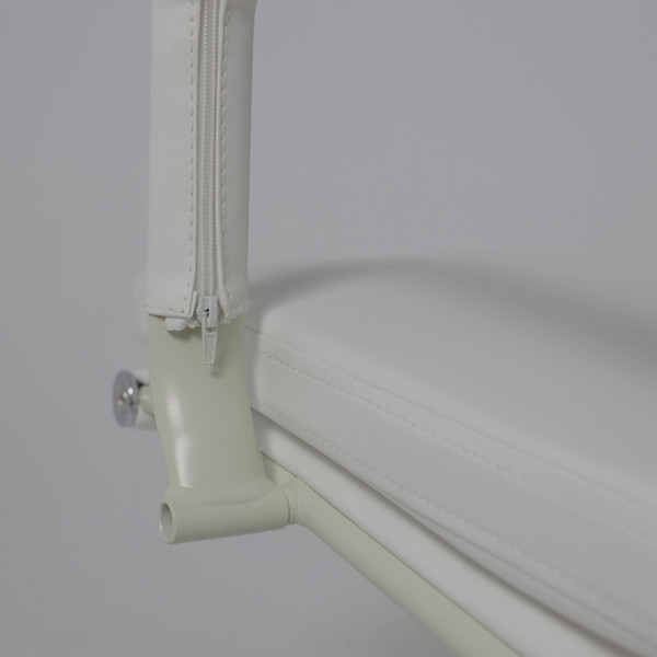 Изображение товара Кресло офисное AksHome Indigo (белый/слоновая кость)