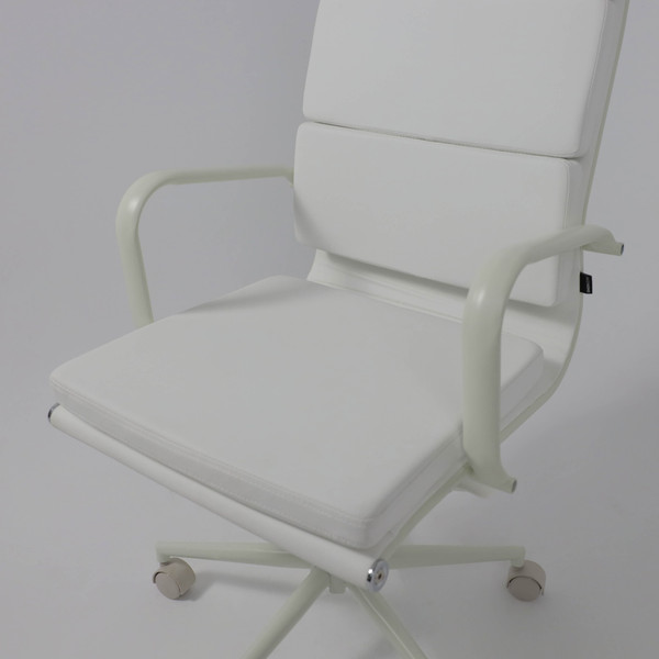 Изображение товара Кресло офисное AksHome Indigo (белый/слоновая кость)