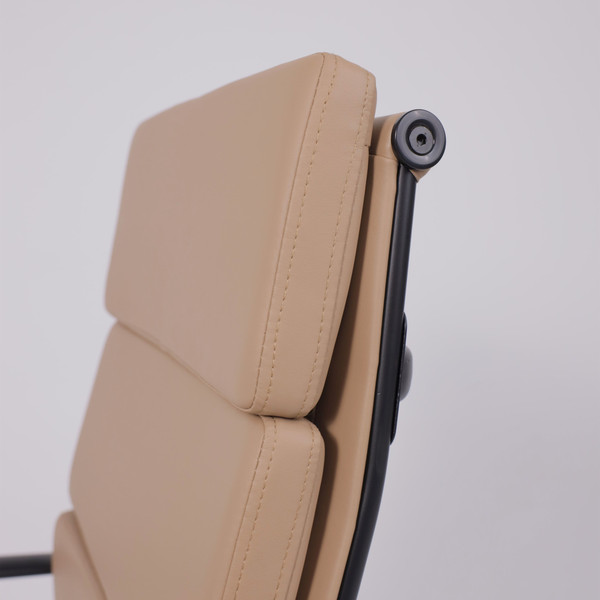 Изображение товара Кресло офисное AksHome Indigo (кофейный/черный)