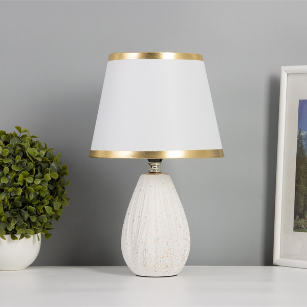 Изображение товара Прикроватная лампа Risalux Нежность / 10683311 (белый/золото)