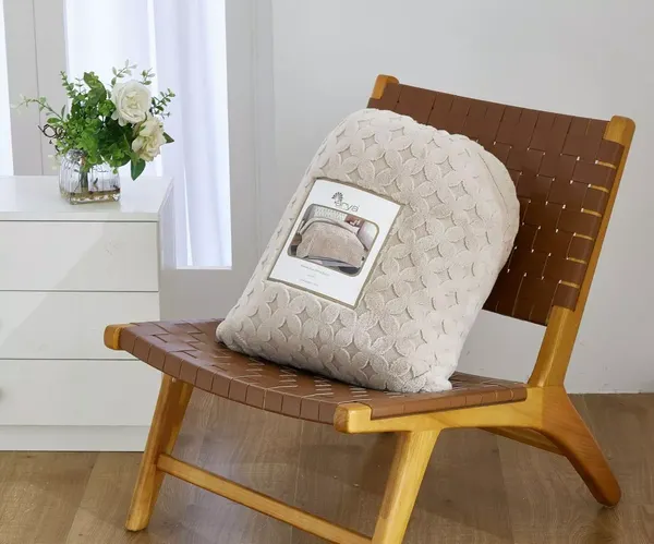 Изображение товара Плед Arya Dahlia / 8680943250254 (200x220, бежевый)