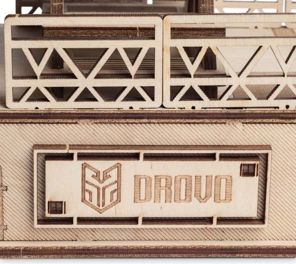 Изображение товара Сборная модель Drovo Нефтяная вышка с секретом / DR023