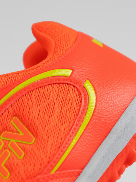 Изображение товара Бутсы футзальные FN Core Kid (TF) / KFN5061003-907 (р.35, оранжевый)