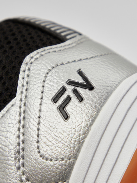 Изображение товара Бутсы футзальные FN Shadow (IN) Kid / KFN5051001-200 (р.34, серый/черный)