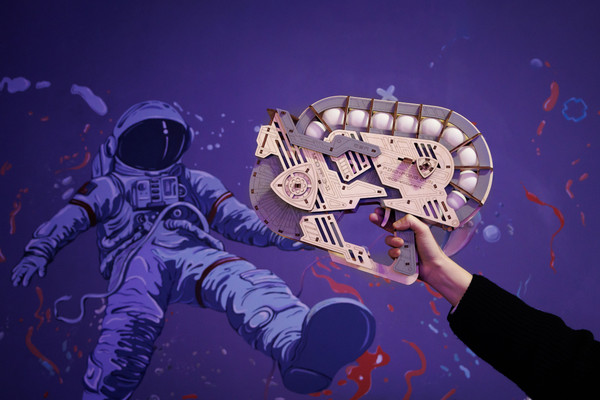 Изображение товара Бластер игрушечный EWA Пинг-понг пушка