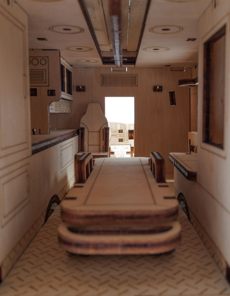 Изображение товара Автомобиль игрушечный EWA Скорая помощь