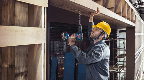 Изображение товара Профессиональная дрель-шуруповерт Bosch GSB 18V-50 (0.601.9H5.106)