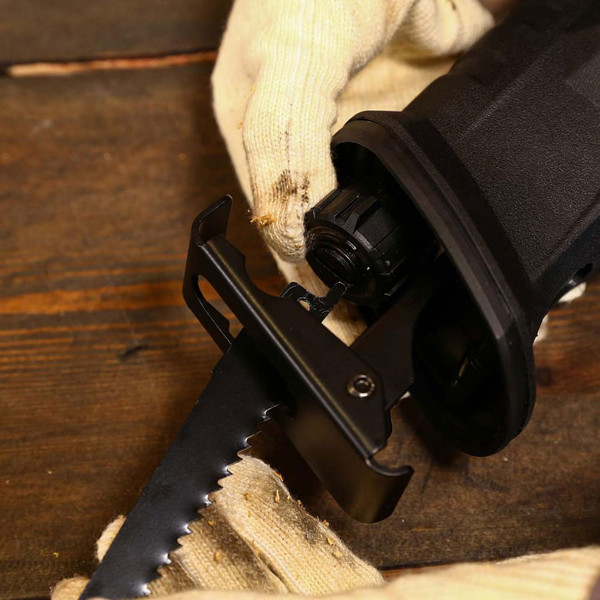 Изображение товара Сабельная пила Deko DKRS1100V / 083-1071