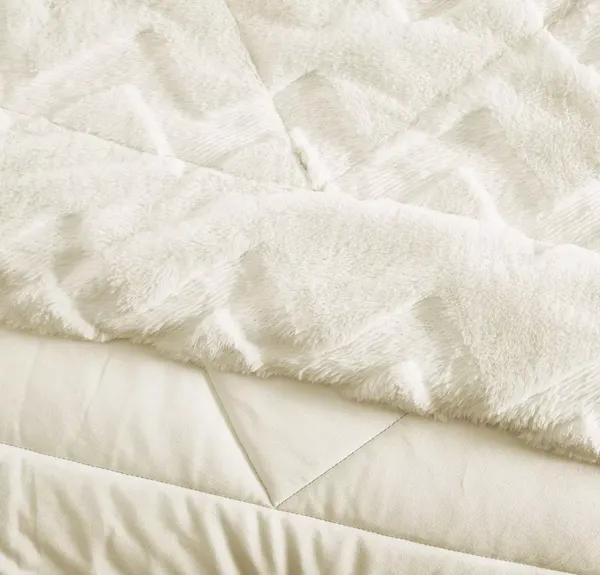 Изображение товара Плед Arya Dahlia Zigzag / 8680943250315 (200x220, кремовый)
