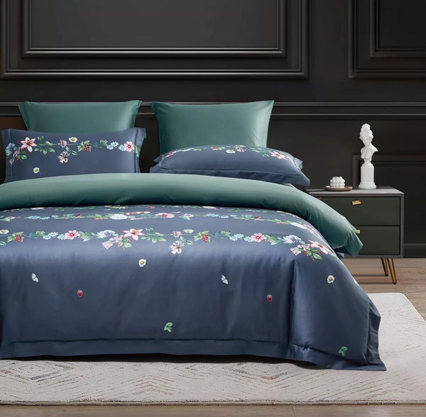 Изображение товара Комплект постельного белья Arya Diamond Сатин 2сп / 8680943247056 (графит/темно-зеленый)