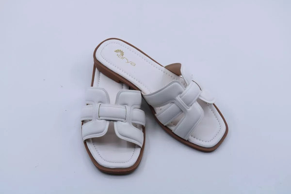 Изображение товара Тапочки домашние Arya Женские Summer Ease / 8680943248336 (р.40, белый)