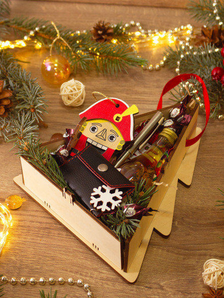 Изображение товара Коробка подарочная Woody Елка. Тип 1С / 08590