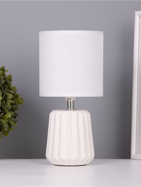 Изображение товара Прикроватная лампа Risalux Кон 10768072 (белый)