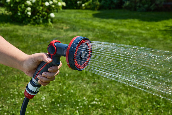 Изображение товара Распылитель для полива Elitech SG 009M / 206064