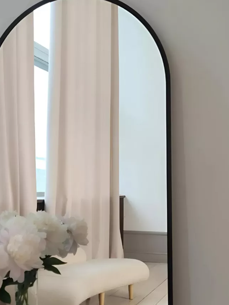 Изображение товара Зеркало Emze 50x100 / UV.ARC.50.100.СНЕ (черный с УФ-окантовкой)