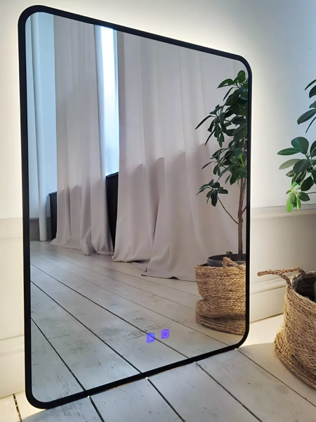 Изображение товара Зеркало Emze 60x80 / LED.UV.SMART.60.80.CHE.AF.4K (черный с УФ-окантовкой и подсветкой)