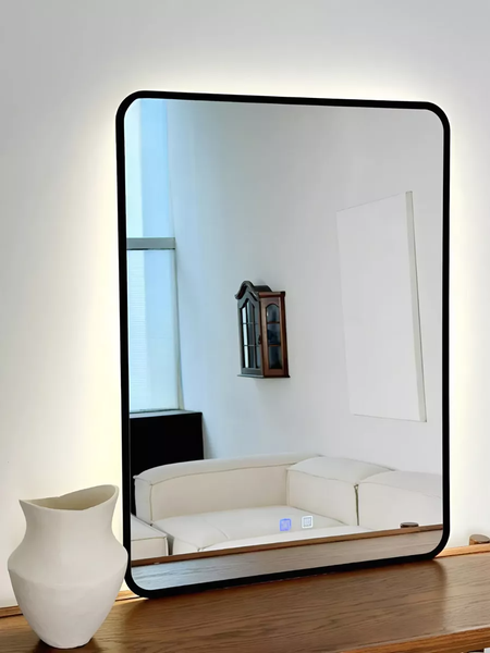 Изображение товара Зеркало Emze 60x80 / LED.UV.SMART.60.80.CHE.AF.4K (черный с УФ-окантовкой и подсветкой)
