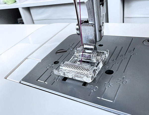 Изображение товара Лапка для швейной машины Janome J200-142-001