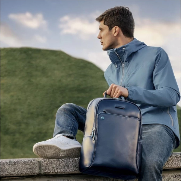 Изображение товара Рюкзак Piquadro Blue Square CA3214B2/BLU2 (синий)
