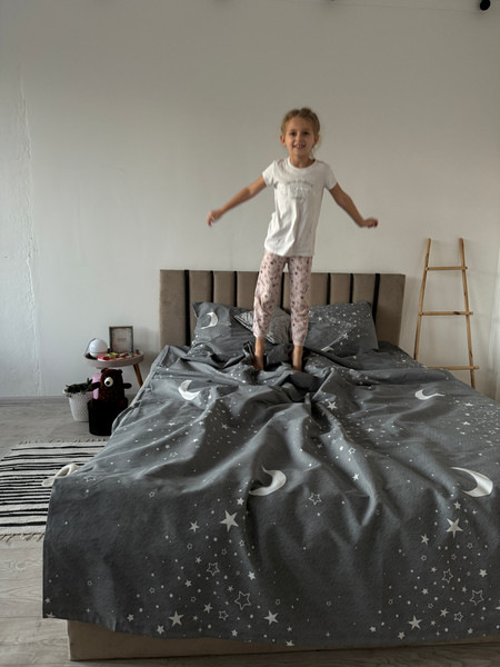 Изображение товара Комплект постельного белья Samsara Звездное небо на сером фоне 2сп Евро 220-3/180Пр (простын на рез)